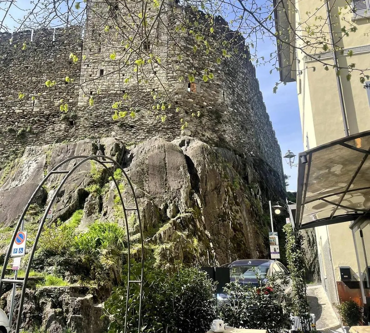 Castello Camelia & Oleandro - View Of Lake Como Dervio 0*,