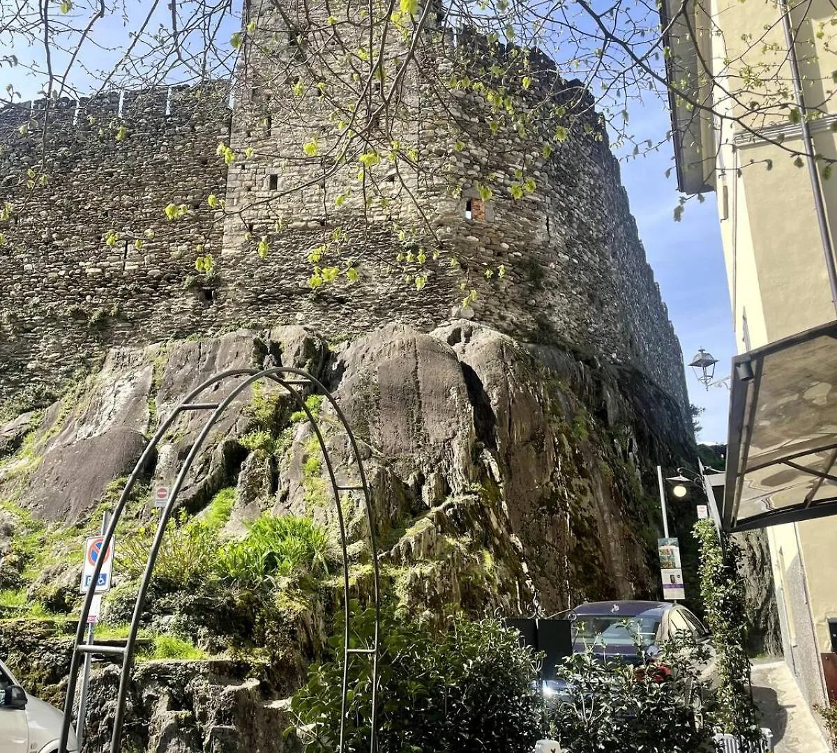 Castello Camelia & Oleandro - View Of Lake Como Dervio Apartamento